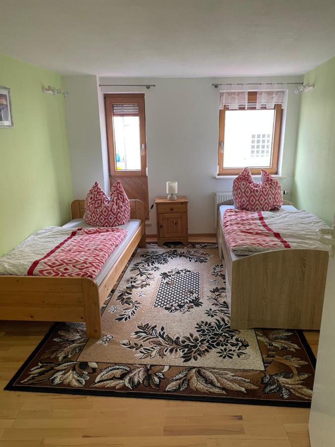 Super Grosse Fuer Bis Zu 5 Personen Apartment Owen